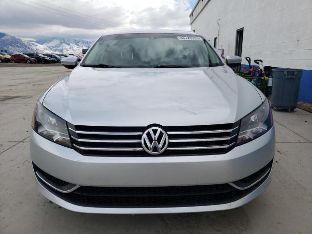 Photo 5 from auction – 2014 VOLKSWAGEN PASSAT SE with VIN 1VWBS7A3XEC120945