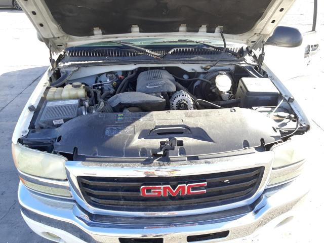 Photo 11 from auction – 2005 GMC NEW SIERRA with VIN 2GTEC13T251285417