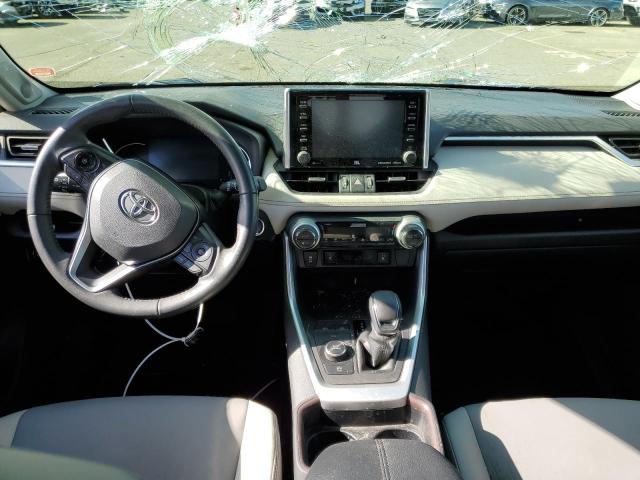 Photo 8 from auction – 2019 TOYOTA RAV4 LIMIT with VIN JTMDWRFV4KD030881