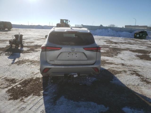 Photo 6 from auction – 2022 TOYOTA HIGHLANDER with VIN 5TDFZRBH1NS177510