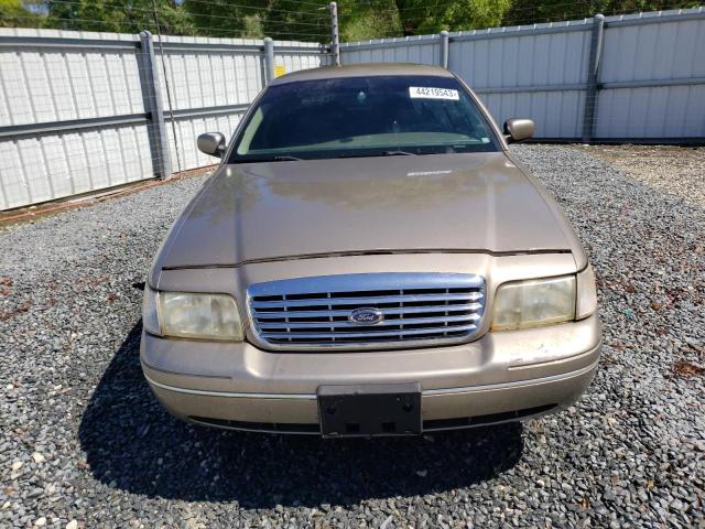 Photo 5 from auction – 2001 FORD CROWN VICT with VIN 2FAFP74W51X147548