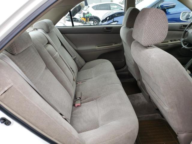 Photo 10 from auction – 2002 TOYOTA CAMRY LE with VIN 4T1BF32KX2U031254