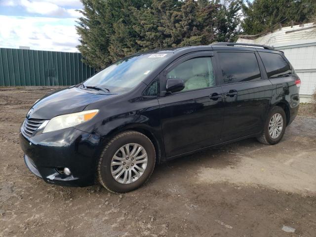 TOYOTA SIENNA XLE 2011 with VIN 5TDYK3DC3BS040303 - Photo from auction