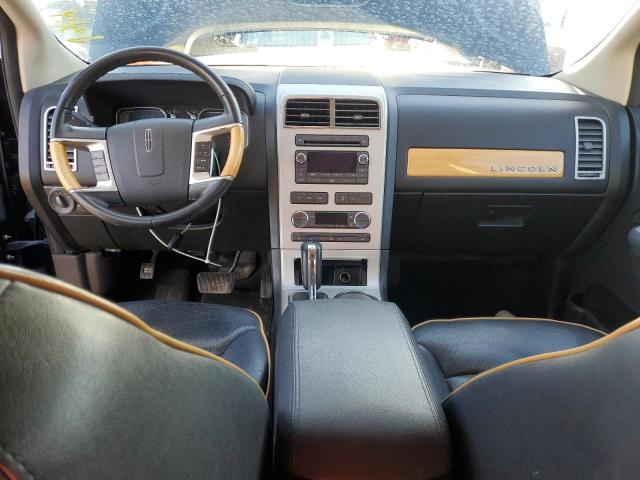 Photo 8 from auction – 2008 LINCOLN MKX with VIN 2LMDU88C68BJ05784