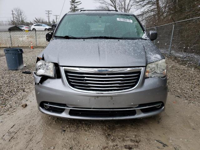 Photo 5 from auction – 2013 CHRYSLER TOWN & COU with VIN 2C4RC1BG8DR696701