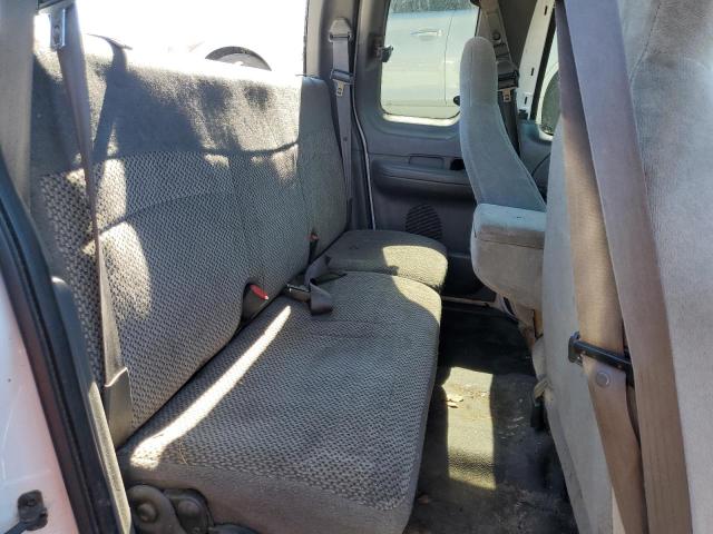 Photo 10 from auction – 2001 FORD F150 with VIN 2FTRX18W81CA18290