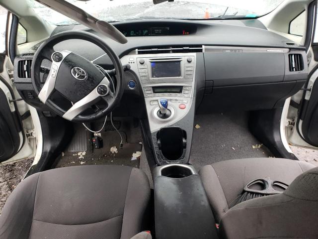 Фото 8 с аукциона – 2014 TOYOTA PRIUS PLUG с VIN JTDKN3DP6E3059966