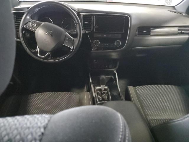 Photo 8 from auction – 2018 MITSUBISHI OUTLANDER with VIN JA4AZ3A36JZ028185
