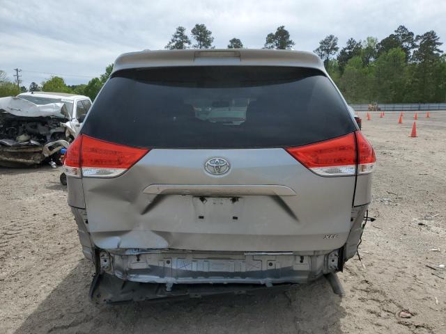 Photo 6 from auction – 2013 TOYOTA SIENNA XLE with VIN 5TDYK3DC3DS330348