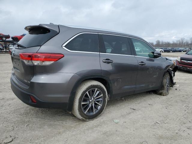 Photo 3 from auction – 2019 TOYOTA HIGHLANDER with VIN 5TDJZRFH9KS620891