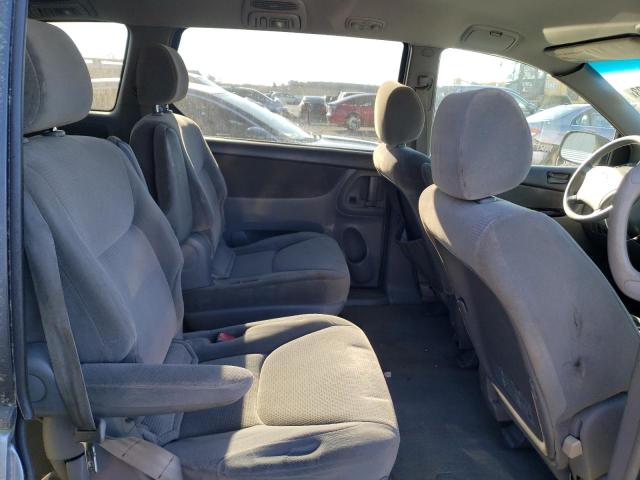 Photo 11 from auction – 2004 TOYOTA SIENNA CE with VIN 5TDZA23C64S083443