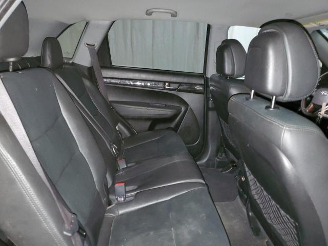 Photo 11 from auction – 2011 KIA SORENTO EX with VIN 5XYKUDA29BG119957