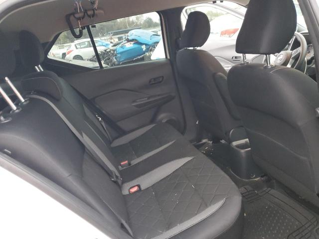 Photo 11 from auction – 2018 NISSAN KICKS S with VIN 3N1CP5CU2JL522320