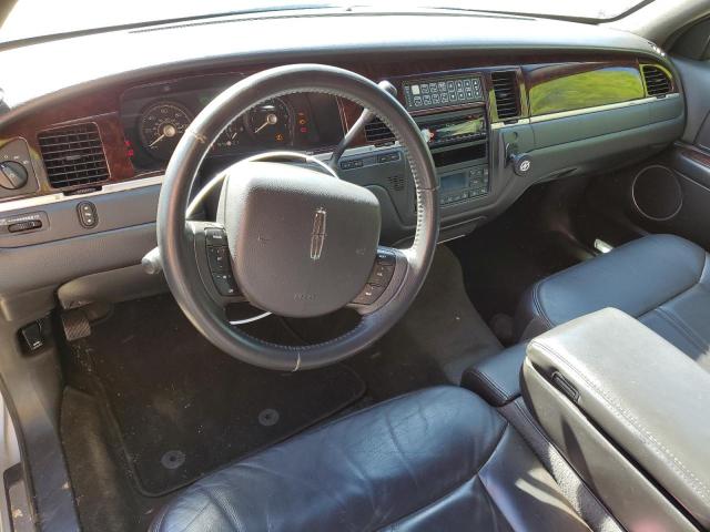 Photo 8 from auction – 2011 LINCOLN TOWN CAR E with VIN 2L1FL8JW5BX765659