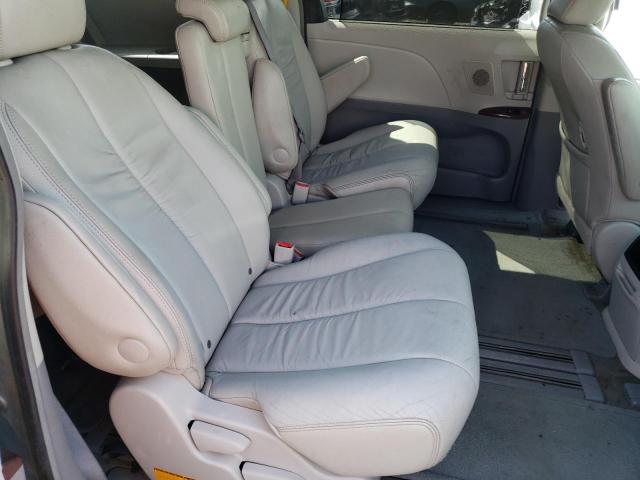 Photo 11 from auction – 2011 TOYOTA SIENNA XLE with VIN 5TDYK3DC0BS117791