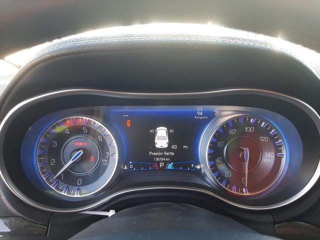 Photo 9 from auction – 2016 CHRYSLER 300C with VIN 2C3CCAEG8GH229987