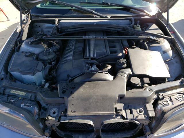Photo 11 from auction – 2005 BMW 325 I with VIN WBAET374X5NJ89478
