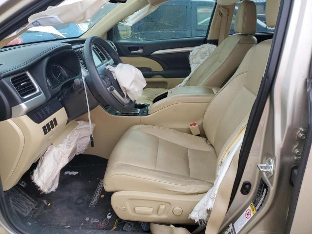 Photo 7 from auction – 2016 TOYOTA HIGHLANDER with VIN 5TDJKRFH6GS501062
