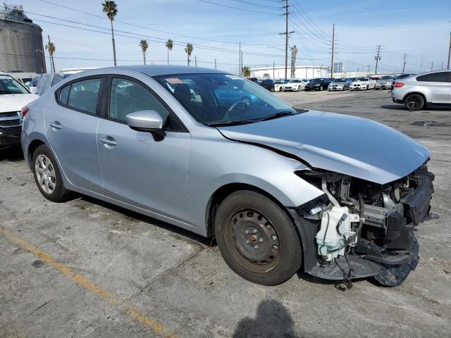 Photo 4 from auction – 2018 MAZDA 3 SPORT with VIN 3MZBN1U77JM167796