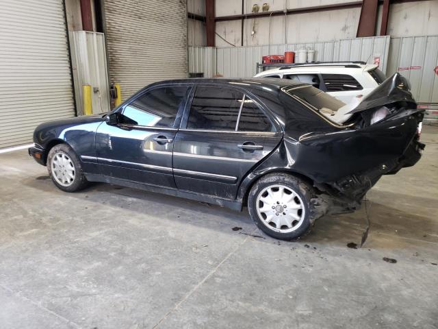Photo 2 from auction – 1999 MERCEDES-BENZ E 320 with VIN WDBJF65H7XA921414
