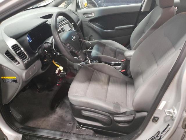 Photo 7 from auction – 2017 KIA FORTE LX with VIN 3KPFL4A79HE092426