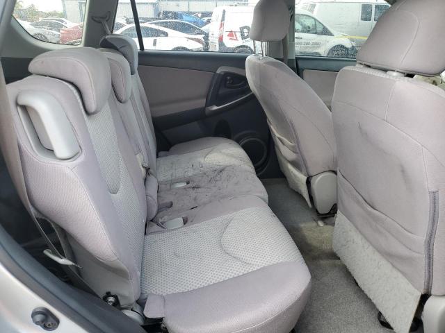Photo 11 from auction – 2006 TOYOTA RAV4 with VIN JTMZD33V365018976