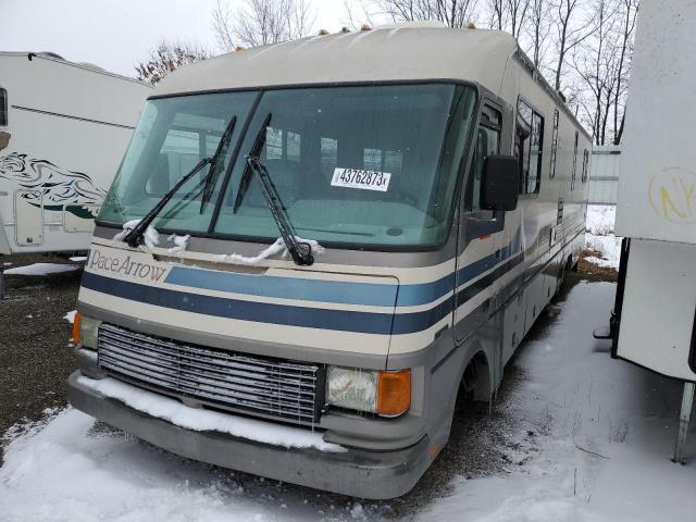 Photo 2 from auction – 1993 FLEE PACE ARROW with VIN 1GBKP37N6P3317320