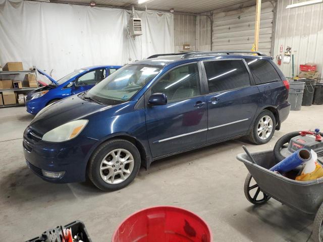 TOYOTA SIENNA XLE 2004 with VIN 5TDZA22C74S100722 - Photo from auction