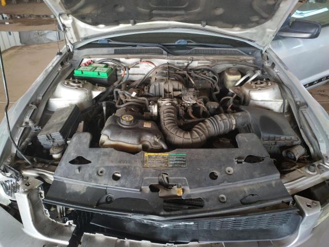 Photo 11 from auction – 2005 FORD MUSTANG with VIN 1ZVFT84N355178773