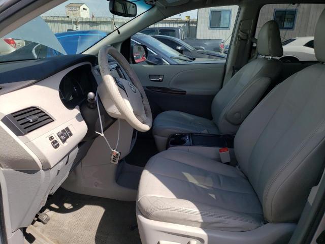 Photo 7 from auction – 2011 TOYOTA SIENNA XLE with VIN 5TDYK3DC0BS117791