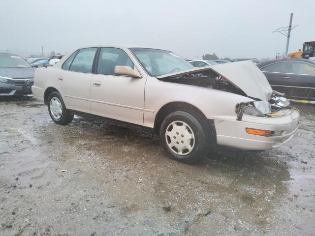 Photo 4 from auction – 1992 TOYOTA CAMRY LE with VIN 4T1SK12E1NU093138
