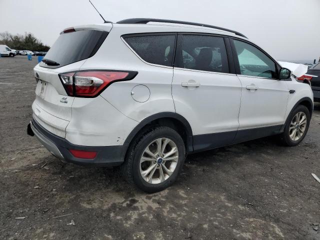 Photo 3 from auction – 2018 FORD ESCAPE SE with VIN 1FMCU9GD7JUA46705