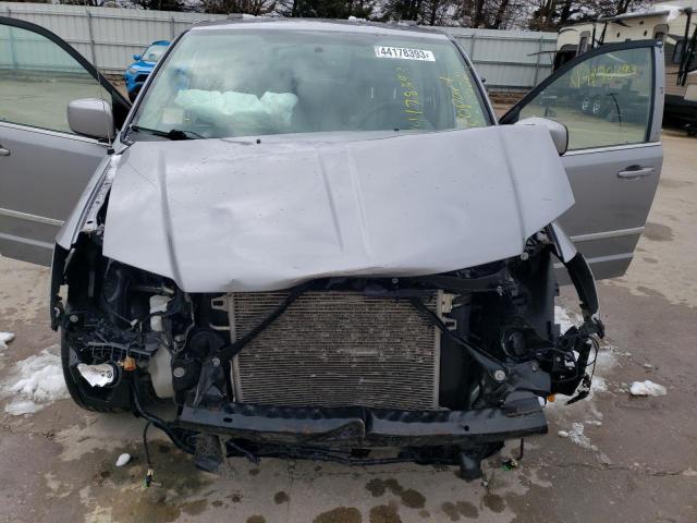 Photo 11 from auction – 2014 CHRYSLER TOWN & COU with VIN 2C4RC1BG2ER445223