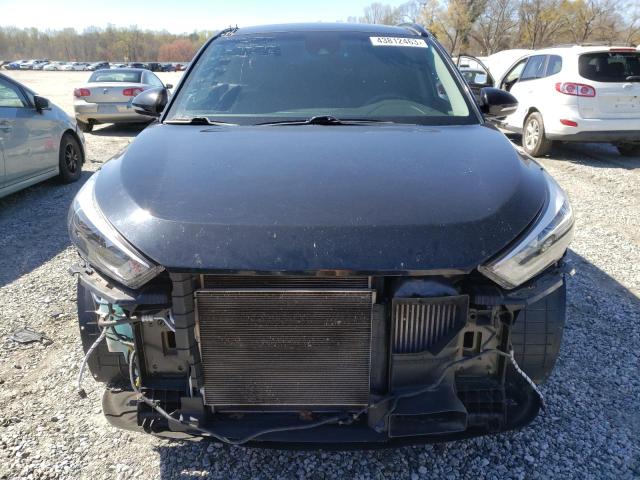Photo 5 from auction – 2017 HYUNDAI TUCSON LIM with VIN KM8J3CA2XHU511633