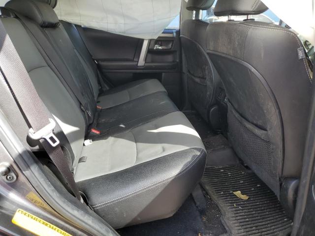 Photo 10 from auction – 2018 TOYOTA 4RUNNER SR with VIN JTEBU5JR1J5563629
