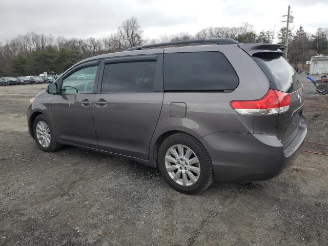 Photo 2 from auction – 2014 TOYOTA SIENNA XLE with VIN 5TDDK3DC8ES092299