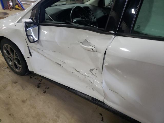 Photo 13 from auction – 2014 FORD FOCUS SE with VIN 1FADP3K2XEL397273