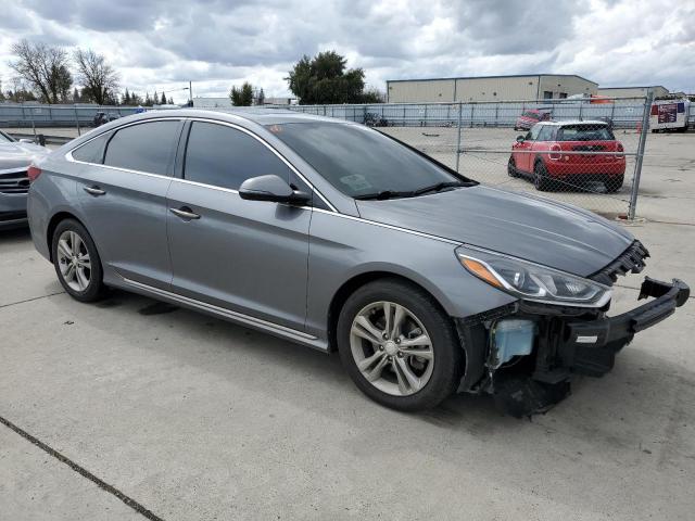 Photo 4 from auction – 2018 HYUNDAI SONATA SPO with VIN 5NPE34AF1JH697447