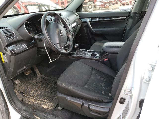 Photo 7 from auction – 2015 KIA SORENTO LX with VIN 5XYKTCA69FG584664