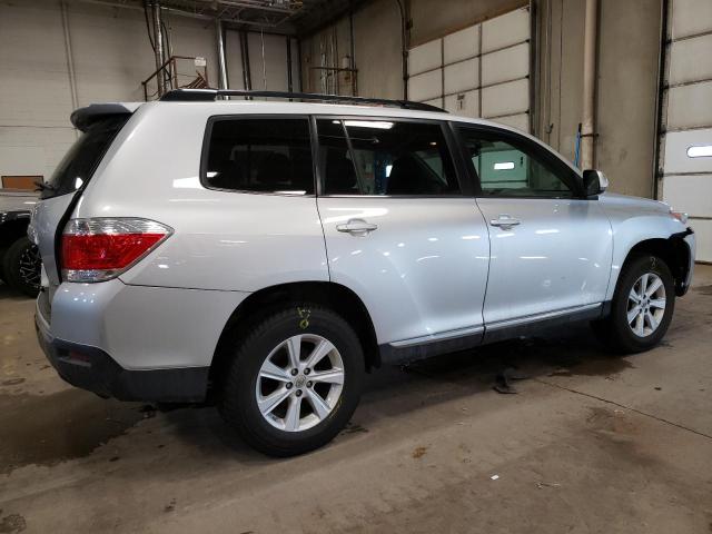 Photo 3 from auction – 2012 TOYOTA HIGHLANDER with VIN 5TDBK3EH2CS119298
