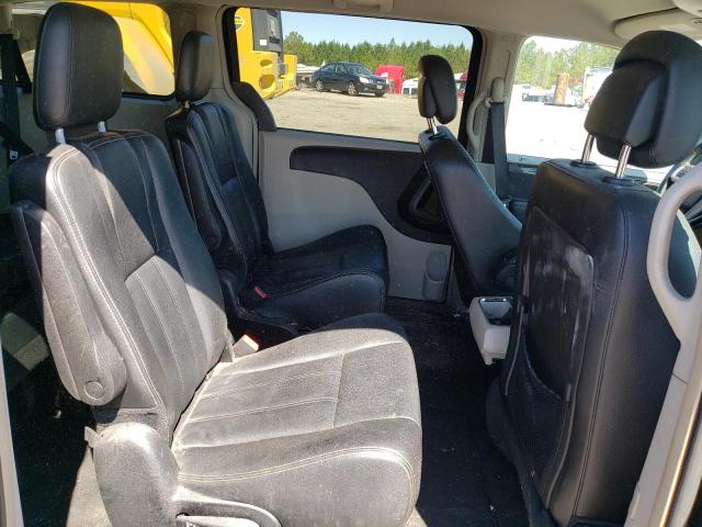 Photo 10 from auction – 2014 CHRYSLER TOWN & COU with VIN 2C4RC1BG2ER324966