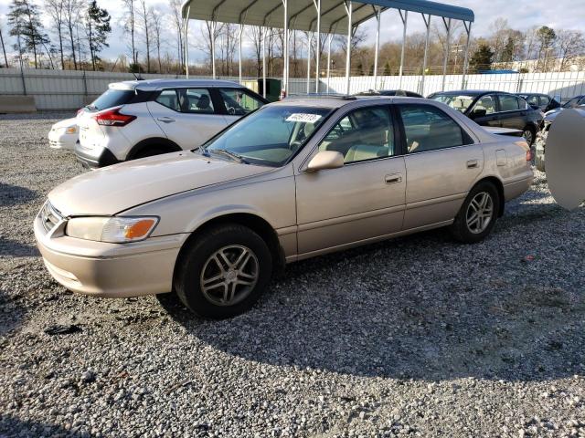TOYOTA CAMRY LE 2000 with VIN 4T1BF22K2YU940110 - Photo from auction