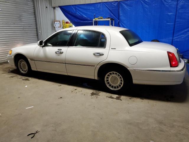 Photo 2 from auction – 2002 LINCOLN TOWN CAR E with VIN 1LNHM81W02Y611199