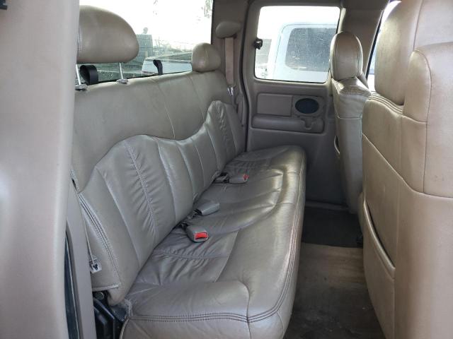 Photo 10 from auction – 2001 CHEVROLET SILVERADO with VIN 2GCEC19T311140484