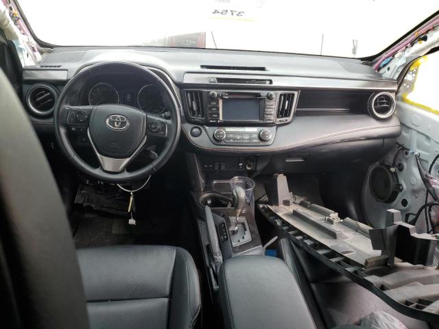 Photo 8 from auction – 2016 TOYOTA RAV4 SE with VIN JTMJFREV8GJ058390
