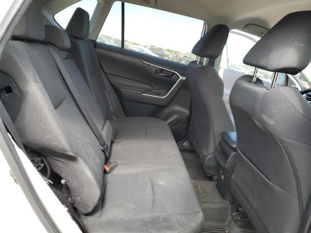 Photo 11 from auction – 2021 TOYOTA RAV4 LE with VIN 2T3H1RFV4MC120071