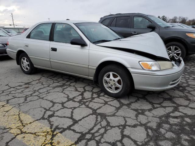 Photo 4 from auction – 2000 TOYOTA CAMRY LE with VIN 4T1BF22K9YU113690