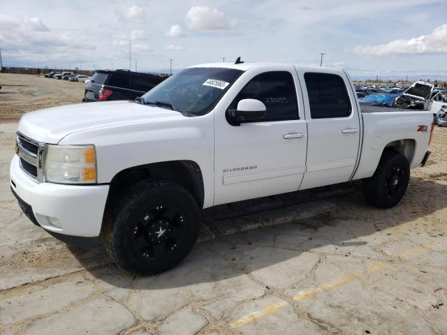CHEVROLET SILVERADO 2011 with VIN 3GCPKTE27BG305692 - Photo from auction