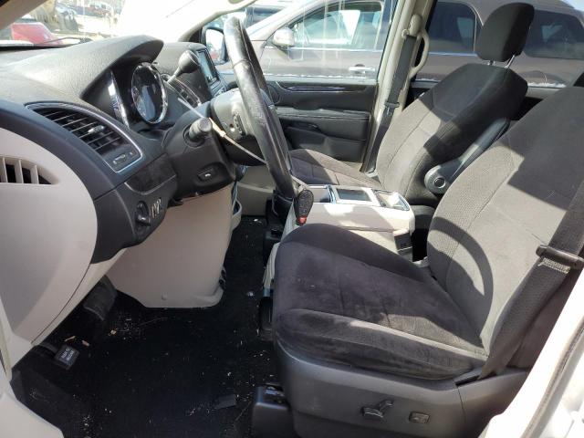 Photo 7 from auction – 2011 CHRYSLER TOWN & COU with VIN 2A4RR5DG4BR618443