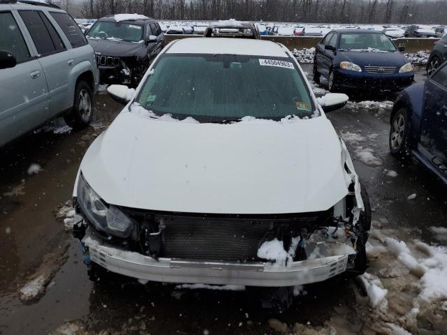 Photo 5 from auction – 2017 HONDA CIVIC LX with VIN 19XFC2F54HE209227